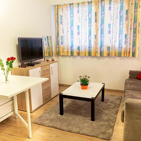 Studio Montana كرانز مونتانا المظهر الخارجي الصورة